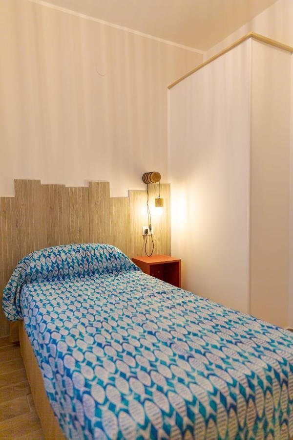 Sea Garden Apartments Асчеа Екстериор снимка