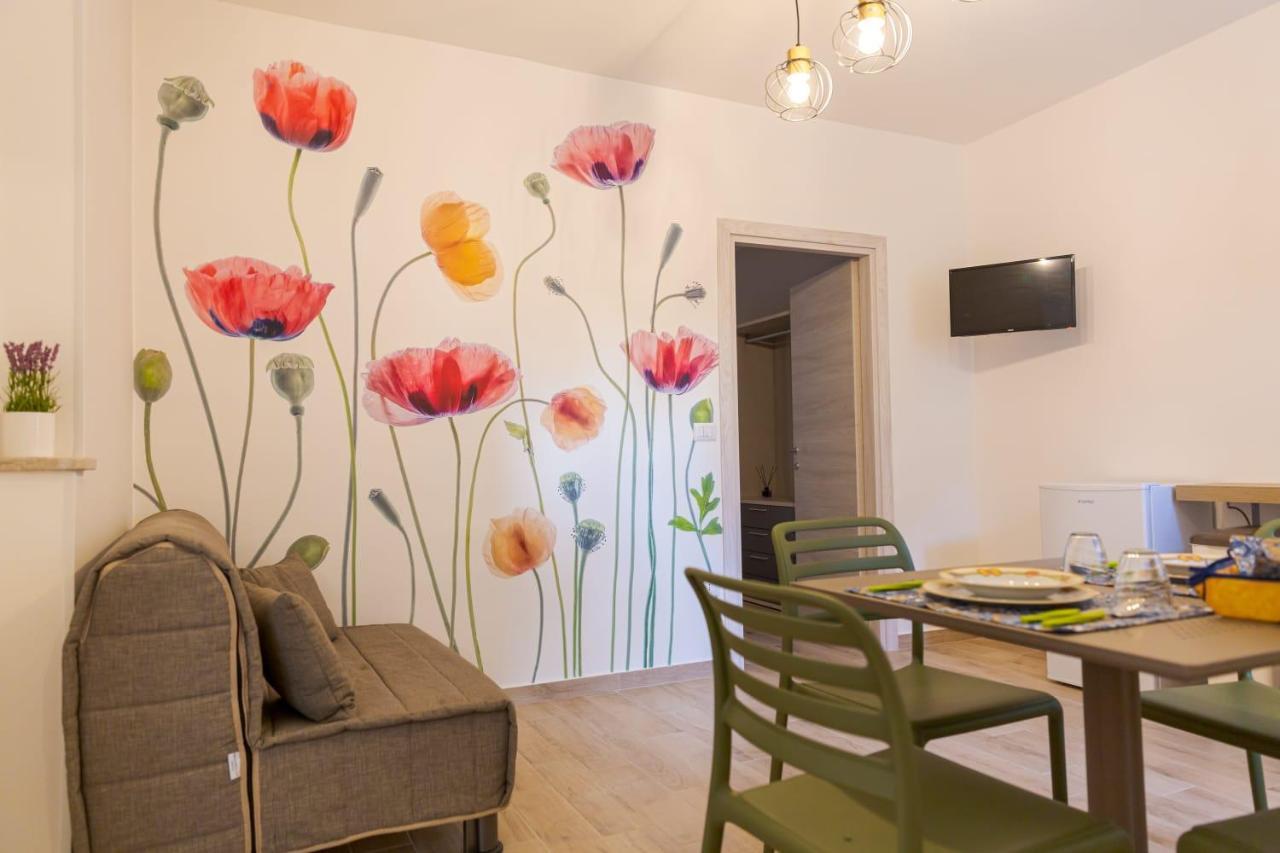 Sea Garden Apartments Асчеа Екстериор снимка