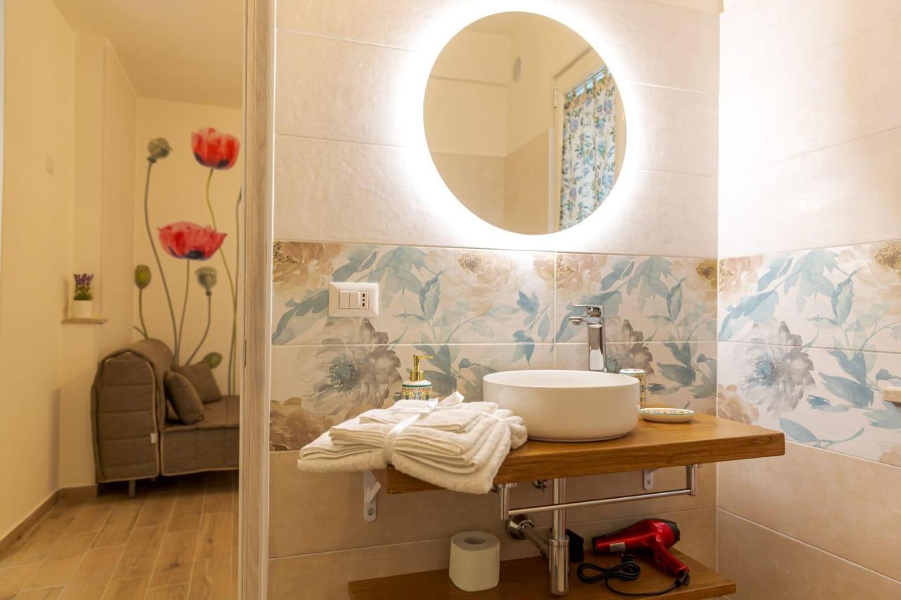 Sea Garden Apartments Асчеа Екстериор снимка