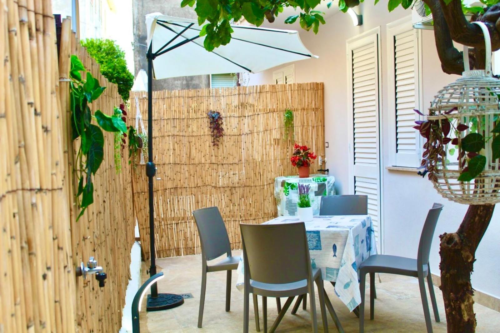 Sea Garden Apartments Асчеа Екстериор снимка